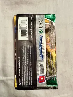 Pokemon TCG Sword & Shield Evolving Skies Factory Sealed Booster Pack - Image 2