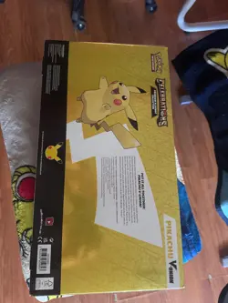 Pokemon TCG: Celebrations Special Collection Box [Pikachu V-Union, 50 Cards]... 820650809156 - Image 2