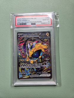 2025 POKEMON PRISMATIC EVOLUTIONS #154 IRON HANDS ex SPECIAL ILLUSTRATION PSA 10 - Image 1