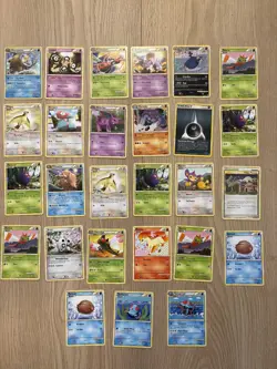 27 x Pokemon Cards Triumphant Set 2010 Vintage EXCELLENT Condition - Image 1