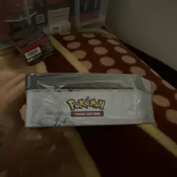 POKEMON TCG Celebrations 25th Anniversary - Lance's Charizard V Large Tin SEALED - Image 4