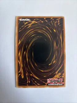 Yugioh Mago Negro Dark Magician #DIY-P006 Portuguese 1st Edition UltraRare Nm/LP - Image 2