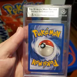 2002 Pokemon Neo Destiny Shining Celebi Holo #106/105 BGS 8 - Image 4