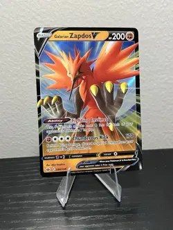 Pokemon Galarian Zapdos V Ultra Rare Holo 080/198 Chilling Reign 200 HP - Image 1