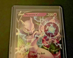 Mewtwo V 30/78 Pokemon Go Ultra Rare Holo Pokemon TCG Card - Image 4