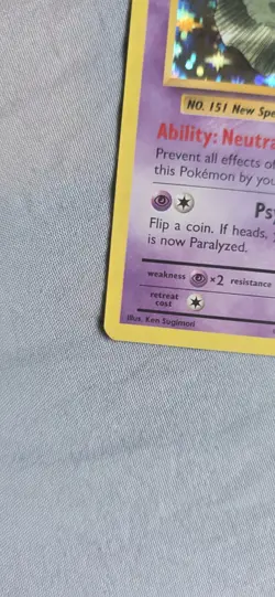 Pokemon TCG Mew holo rare (53/108) Evolutions 40 HP basic card - Image 5