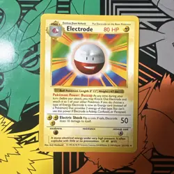 Pokemon Electrode 021/102 Base Set (Shadowless) Regular Unlimited Vintage Rare - Image 1