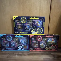 Pokemon Eeveelution Vmax Premium Collection Vaporeon Flareon Jolteon Set of 3 - Image 1