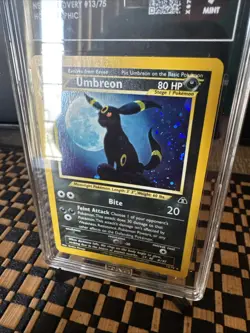 2001 Pokemon Neo Discovery Umbreon Holo #13/75 TAG 9 Mint - Image 4