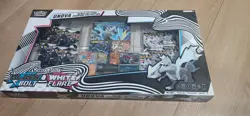 Pokemon TCG Unova Heavy Hitters Premium Collection Box 4 Promo Cards - Image 3