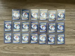 POKEMON LOT OF 20 CARDS - Image 2