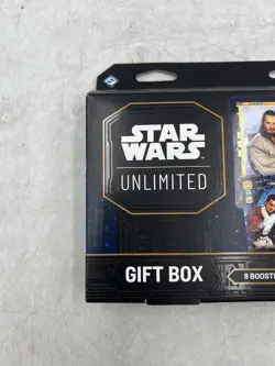 Star Wars: Unlimited Gift Box 8 Booster Packs & 3 Exclusive Cards Factory Sealed - Image 2