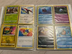 Pokemon Binder Sword & Shield Evolving Skies collection with 240 assorted Cards - Image 2