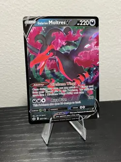 Pokemon Galarian Moltres V Ultra Rare Holo 097/198 Chilling Reign 220 HP - Image 1