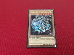 Blue-Eyes White Dragon (Ver. 4) - Ultra Rare - LCKC-EN001 - Unlimited Edition NM - Image 1