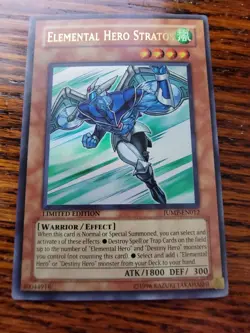 MP - Yu-Gi-Oh! Ultra Rare Elemental Hero Stratos JUMP-EN012 - Image 1