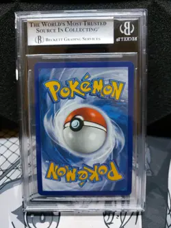 2021 SWSH Fusion Strike Pikachu V 86/264 BGS 9 Mint Pokemon - Image 2