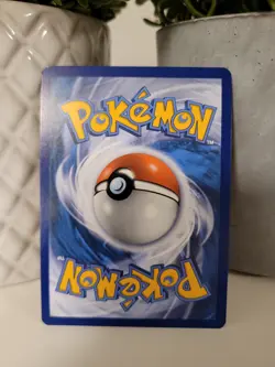 2017 Near Mint Pikachu Crimson Invasion Reverse Holo Pokemon 30/111 - Image 2