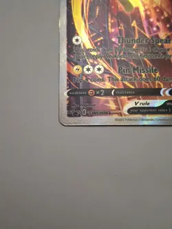 Light Damage Upper Left; Jolteon v SWSH183 Pokemon TCG Sword & Shield Holo - Image 3