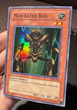 Yugioh Man-Eater Bug LOB-108 Super Rare LP - Image 3