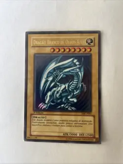 Blue-Eyes White Dragon portugese 1st edition DIK-P001 - Image 1