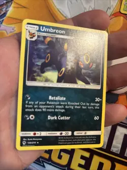 Umbreon 120/214 Pokemon Lost Thunder Sun & Moon Non Holo Rare Card - Image 3