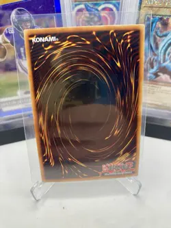 Yugioh Masked Hero Dusk Crow MZMU-EN014 Super Rare 1st ED - Image 2