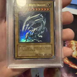 Yu-Gi-Oh SDK-001 Blue-Eyes White Dragon - PSA 4 - Image 4