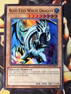 Yugioh: Blue-Eyes White Dragon - LCKC-EN001 - Ultra Rare - Unlimited - LP - Image 1