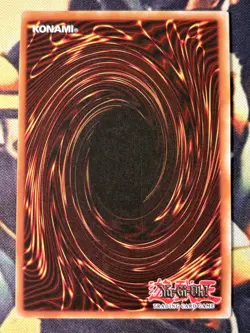 Yugioh: Blue-Eyes White Dragon - LCKC-EN001 - Ultra Rare - Unlimited - LP - Image 2