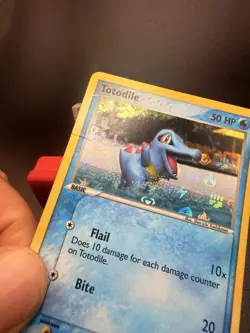 Pokemon 2004 EX-Hidden Legends Reverse Holo Card Totodile 79/101 MP - Image 2