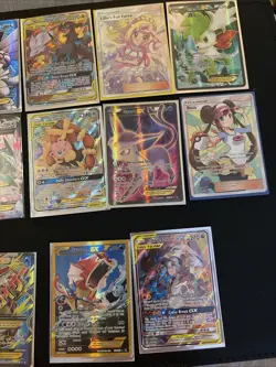 Pokemon TCG Card Lot - Image 1