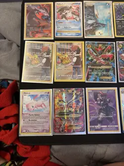 Pokemon TCG Card Lot - Image 4