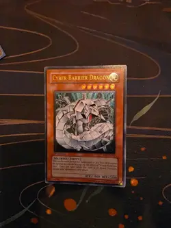 Yu-Gi-Oh 1st Edition Cyber Barrier Dragon Ultimate Rare SOI-EN-006 LP - Image 1
