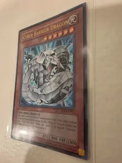 Yu-Gi-Oh 1st Edition Cyber Barrier Dragon Ultimate Rare SOI-EN-006 LP - Image 5
