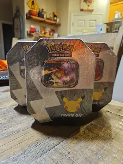 Pokemon TCG 25th Anniversary Tin - Lance's Charizard V 820650809880 - Image 1