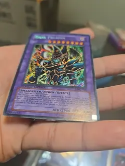 Yugioh Dark Paladin DMG-001 Secret Rare Limited Edition Damaged - Image 4