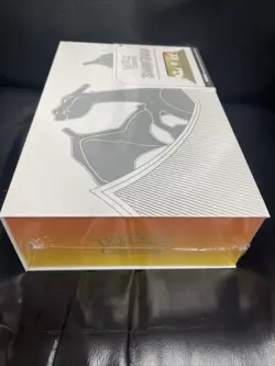pokemon charizard ultra premium Collection Box. - Image 5