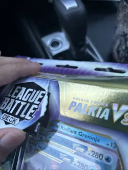 Pokemon TCG: Origin Forme Palkia VSTAR League Battle Deck Box (29085236) 820650852367 - Image 3