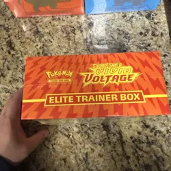 Pokemon Sword & Shield Vivid Voltage Elite Trainer Box ETB Factory Sealed New! 820650807688 - Image 4