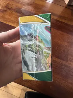 Pokemon TCG: Sword & Shield - Evolving Skies Build And Battle Box! New, Sealed! - Image 2