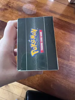 Pokemon TCG: Sword & Shield - Evolving Skies Build And Battle Box! New, Sealed! - Image 3