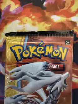 Pokemon Dragon Majesty SEALED Booster Pack - Reshiram Art - Image 3