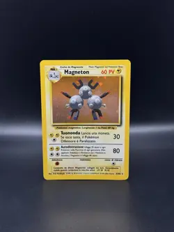 Magneton 009/102 Base Set Holo Italian Pokemon TCG - Image 1
