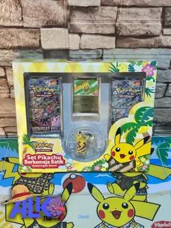 Pokemon TCG Pikachu Indonesian Batik SV-P Prom - Berkemeja Batik Box - Image 1