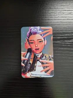 KPop Demon Hunters Collectible Trading Card (R2) - HUNTR/X - Rumi - Image 1