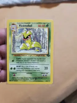 NEAR MINT Victreebel 30/64 Jungle Rare Non-Holo Vintage Pokemon TCG Card - Image 1