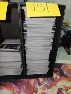 TCG Pokemon Scarlet & Violet 151. 500 CARD LOT HOLOS/REVERSES - Image 1