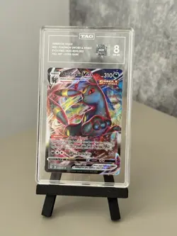 Pokemon Card Umbreon Vmax 095/203 TAG 8 Evolving Skies - Image 1