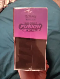 2021 Pokemon TCG: Sword & Shield Fusion Strike ETB Elite Trainer Box Sealed New 820650809330 - Image 3